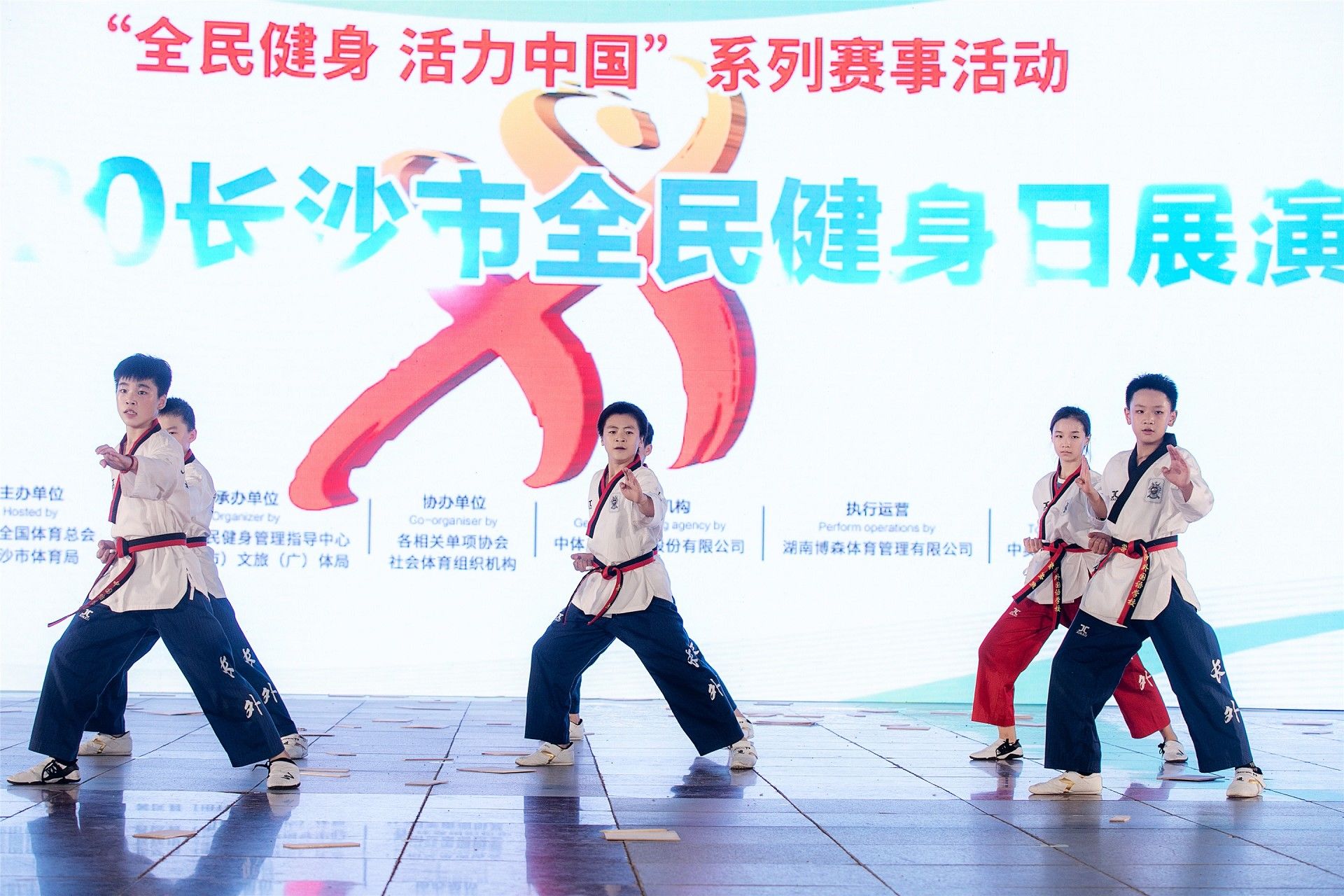 湖南抖圈官网体育管理有限公司