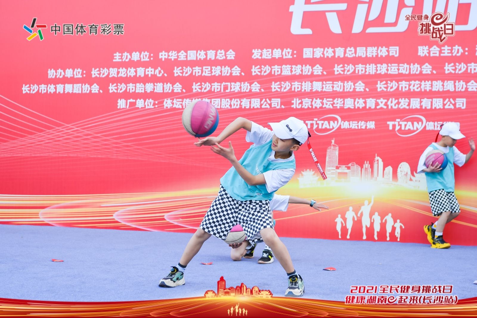 湖南抖圈官网体育管理有限公司